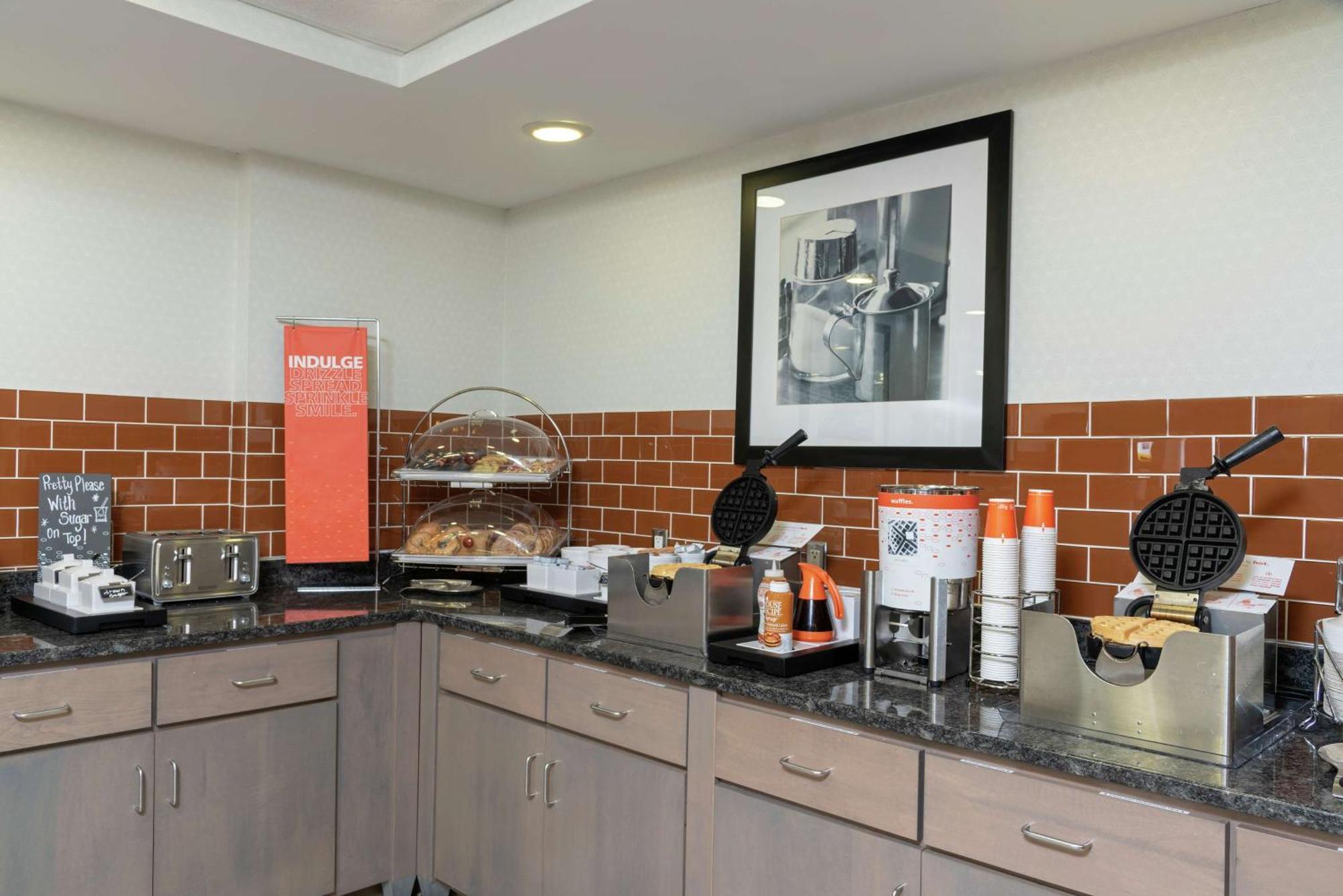 Hampton Inn Akron-South Dış mekan fotoğraf