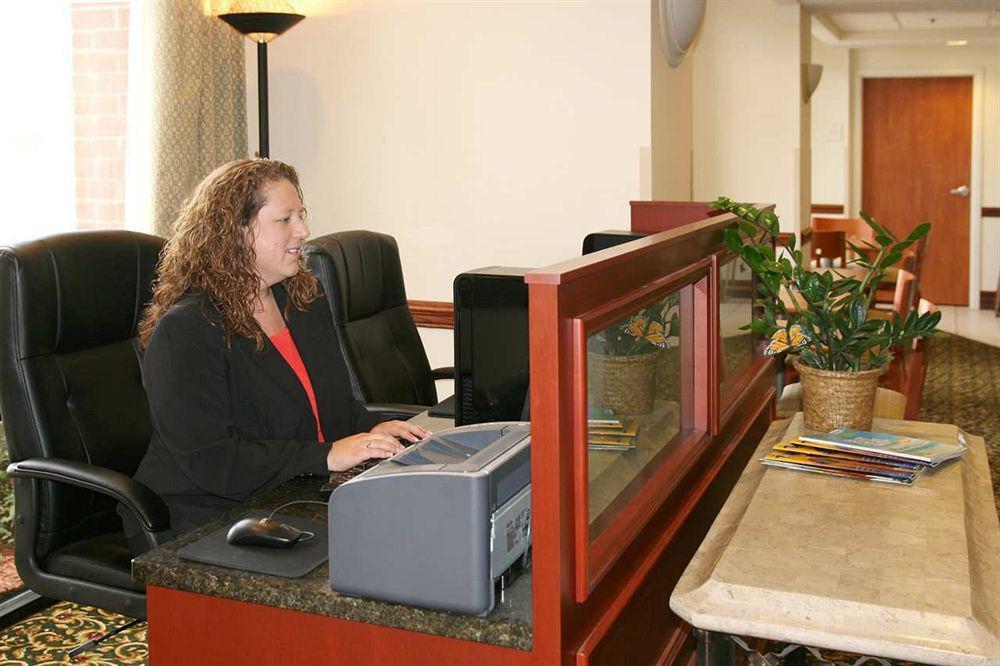 Hampton Inn Akron-South Konforlar fotoğraf